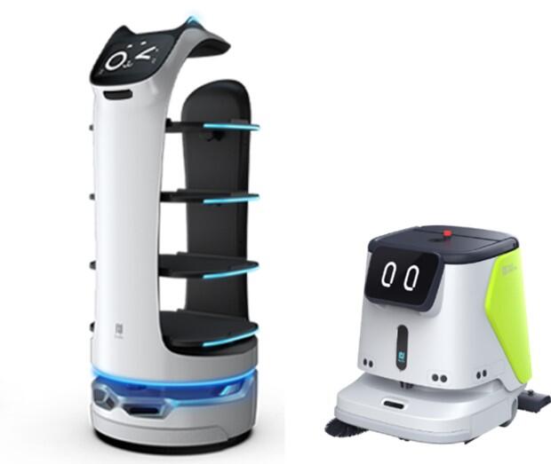 配膳ロボット「BellaBot」（左）と自動清掃ロボット「PUDU CC1」（右）