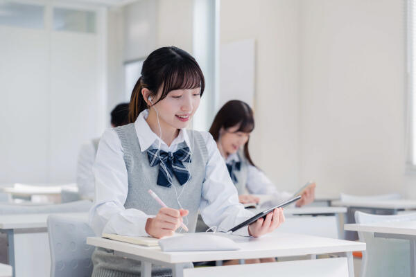 ネクストGIGAとは？円滑なICT運用のための予備機の重要性 | お