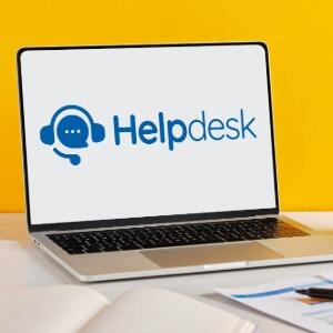 パソコンの画面にヘルプデスクと表示されている