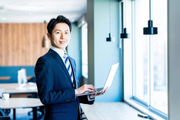 急な社用PCの故障・修理！情シスのパソコン管理の限界と、負荷を減らす解決策とは